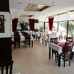 Carna Garden Hotel Side