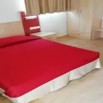 Готель Carna Garden