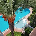 Carna Garden Сіде