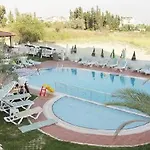 Carna Garden Сіде