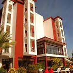 Готель Carna Garden