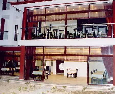 فندق Carna Garden