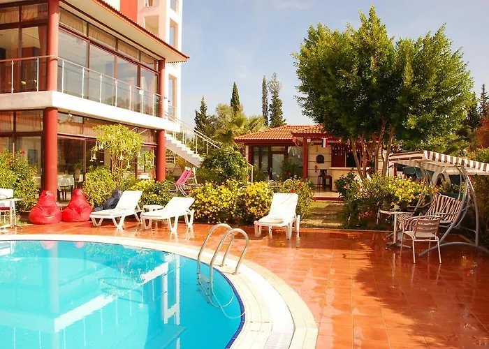 Carna Garden 3* Side