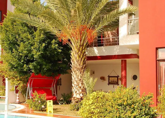 Hotel Carna Garden 3*