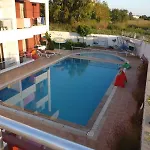 Hotel Carna Garden Side