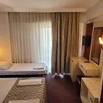 Carna Garden Hotel 3*