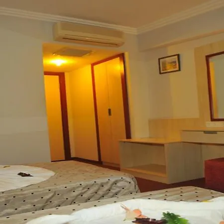 Carna Garden Hotel