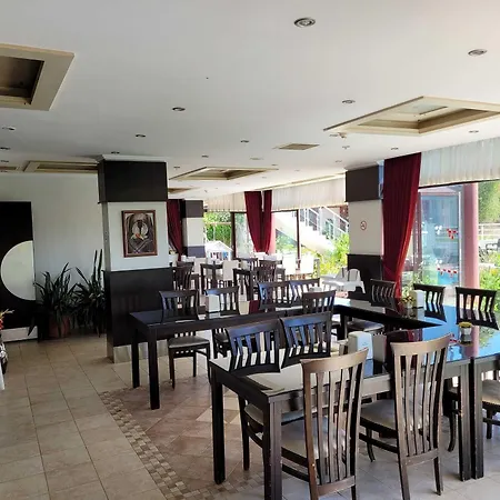 Carna Garden Hotel Side