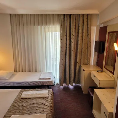 Carna Garden Hotel 3*