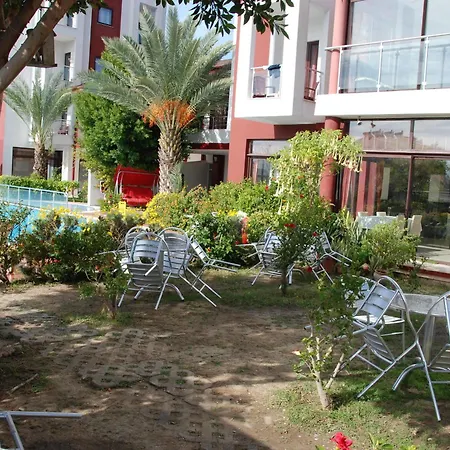 Hotel Carna Garden