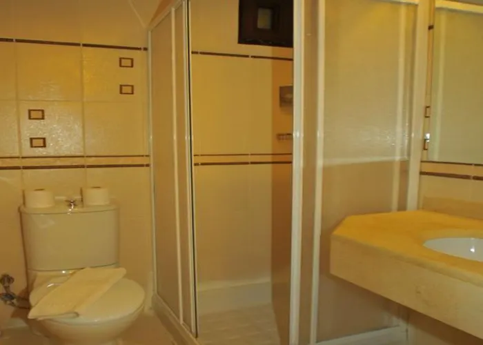 Hotel Carna Garden Side