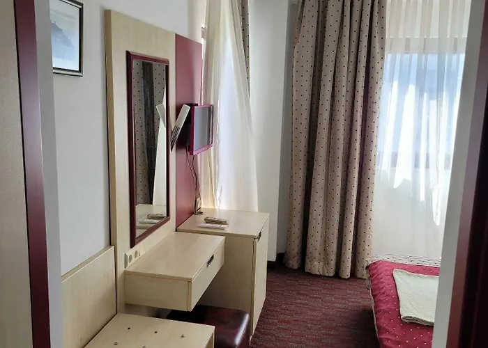 Carna Garden Hotel Side