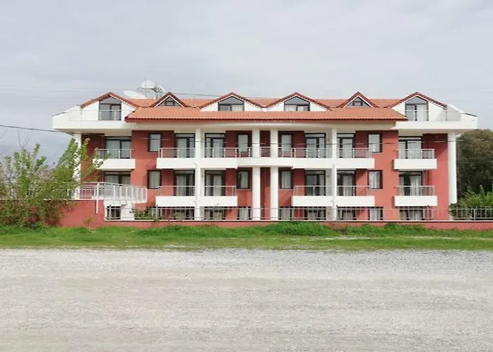 Hotel Carna Garden Side